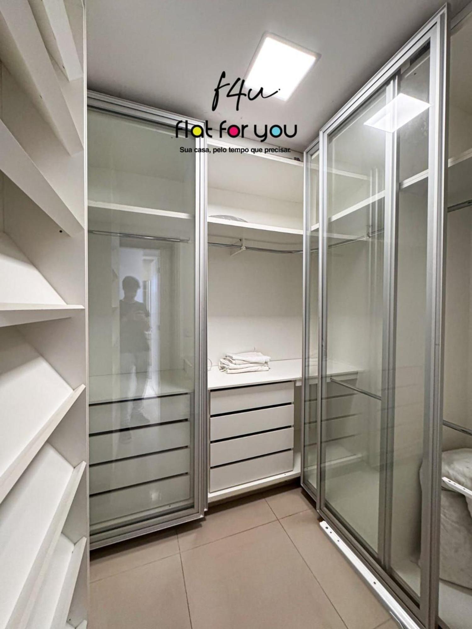 Apartamento Apto Com Jacuzzi Privativa #0403t# Goiânia